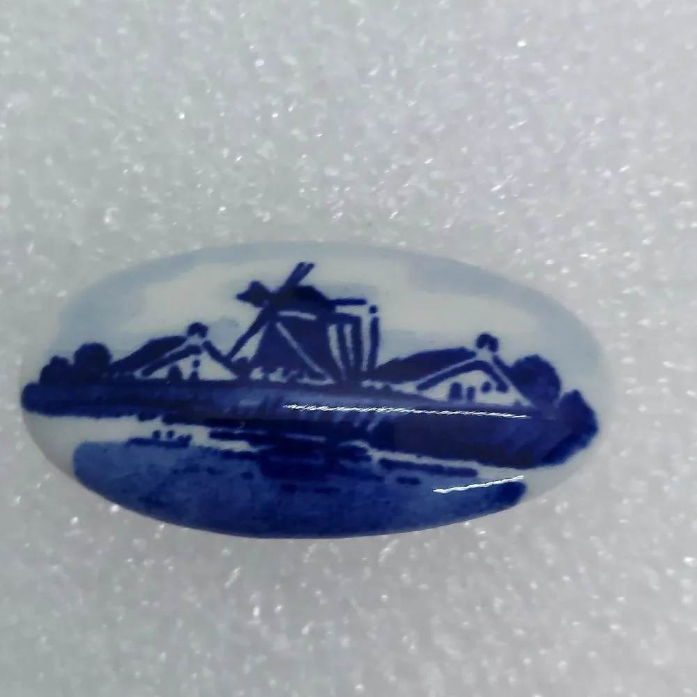 Vintage Delft Blue Ceramic Brooch and Screwback Earring Set‎ Windmill Scene